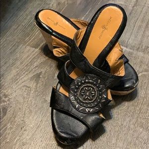 Jaclyn smith wedges